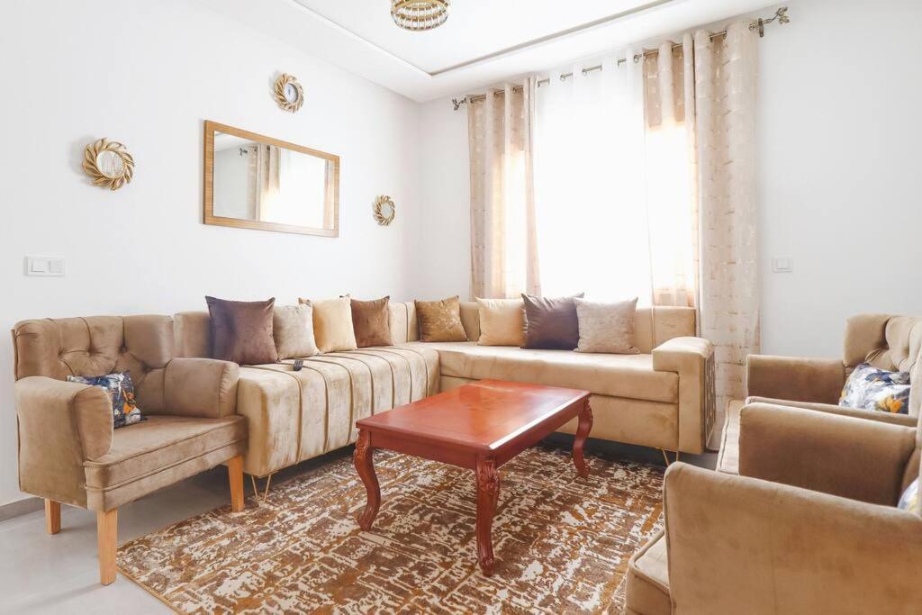 Magnifique Appartement Golf Tanger For Families Luaran gambar